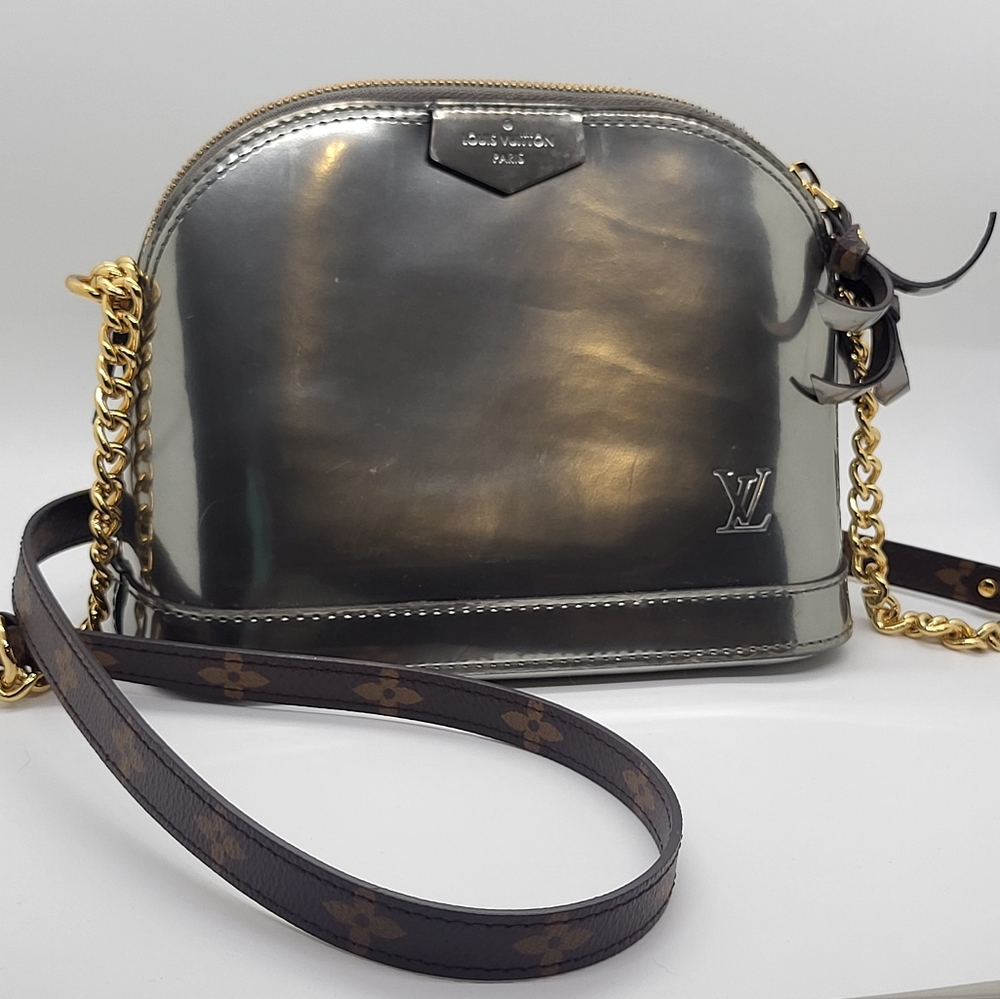 LOUIS VUITTON LV Gris Metal Miroir Vernis Mini Alma - Picture 3 of 15